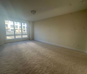 For Lease - 410 York Downs Boulevard, Markham, Ontario - Photo 4