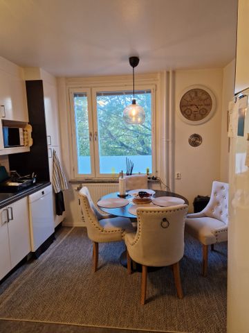 Askersundsgatan, Bandhagen - Photo 3