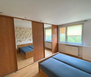 ŚLĄSKIE, Bielsko-Biała m., Bielsko-Biała, Osiedle Złote Łany - Zdjęcie 1