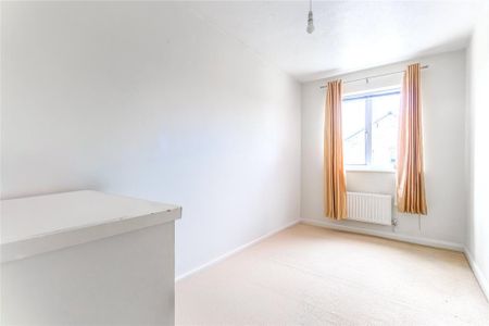 3 bedroom detached house to rent - Photo 5