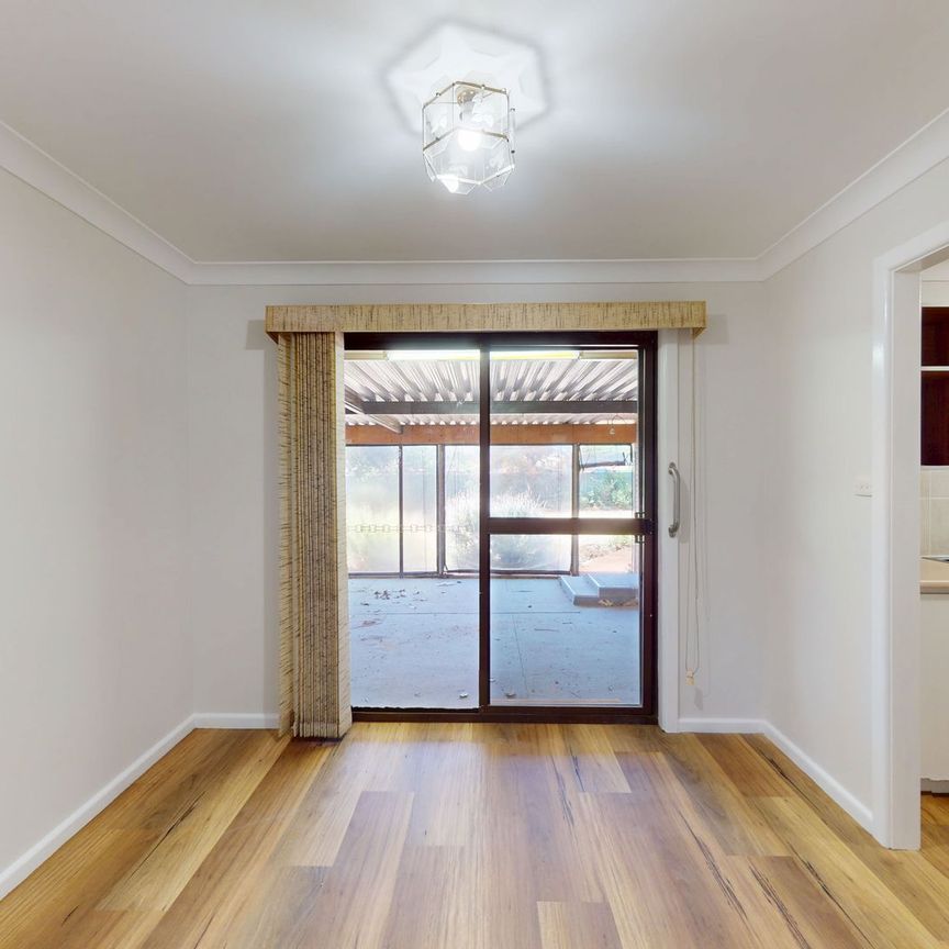 Charming Family Home in Dubbo - Photo 1