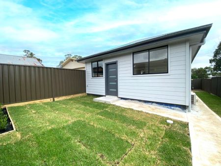 Brand New Two Bedroom Grannyflat&excl; - Photo 4