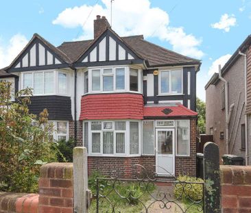 Jevington Way, London, SE12 9NF - Photo 2