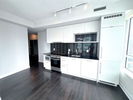 For Lease - 365 Church Street Unit# 3003, Toronto, Ontario - Photo 3