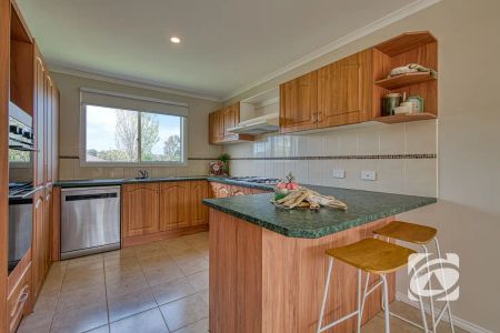 “FAMILY HAVEN” - Photo 3