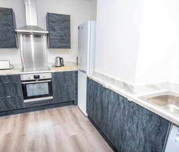 2 bedroom apartment to rent - Photo 6