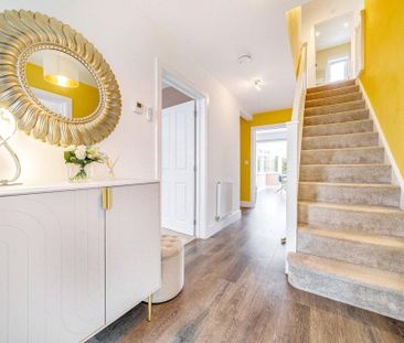 4 bedroom detached house to rent - Photo 5