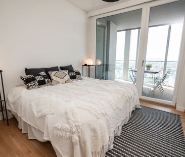 Wohnen mit Skyline-Flair – Rooftop Pool & Fitness bei der U1 - Photo 6