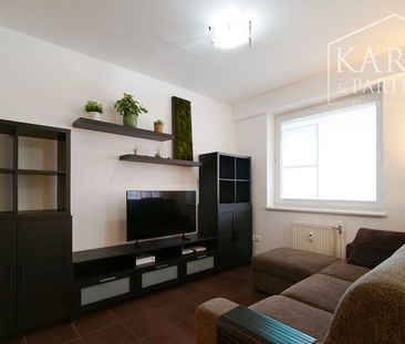 Kompletne zariadený 1,5i byt | Klimatizácia | Loggia | Garáž - Photo 1