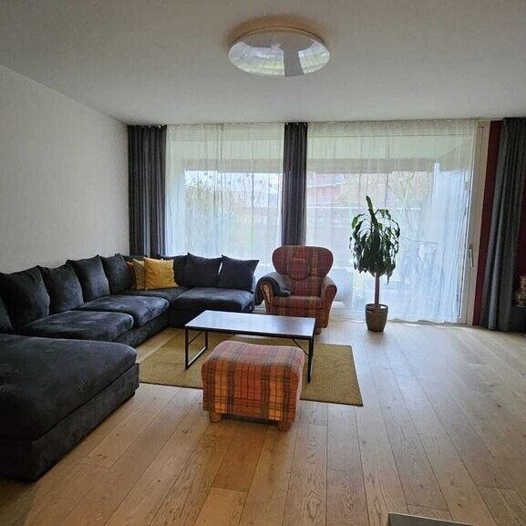 Centrally located house is looking for you! - Photo 1