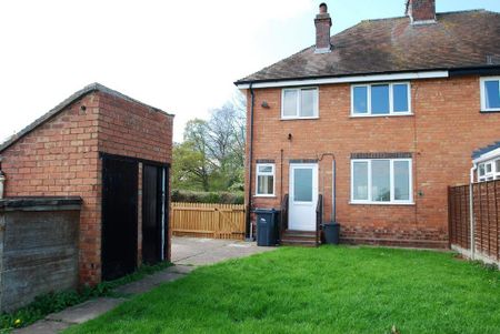 3 bedroom semi-detached house to rent - Photo 3