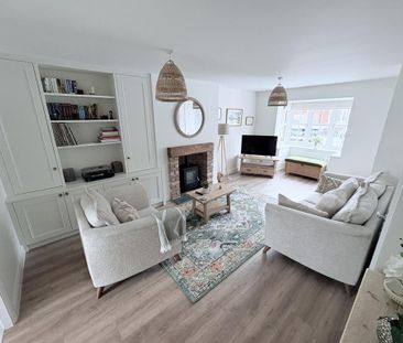 3 bedroom semi-detached house to rent - Photo 2