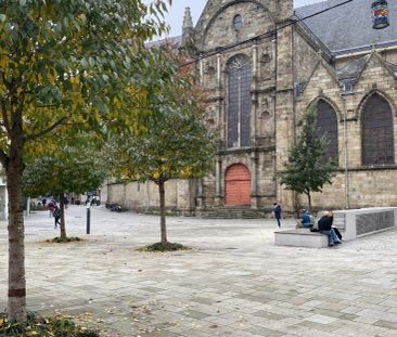 Charmant 2 pièces meublé en plein cœur historique – vue sur l’églis... - Photo 2