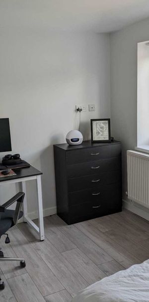 Donnington Bridge Road, Oxford, OX4 - Photo 1