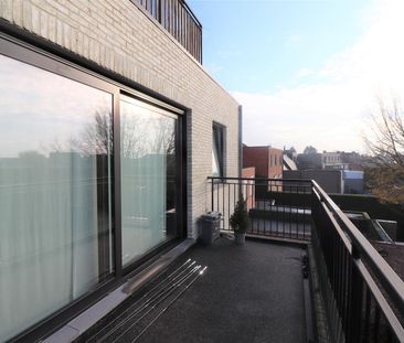 Een appartement op de 2de verdieping links met terras en garage in ... - Foto 4