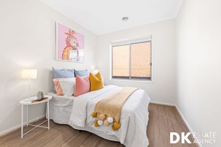 Modern Family Living in Prime Truganina Location - Photo 4