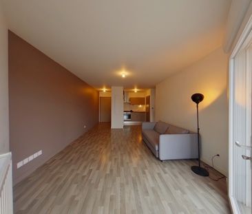 Location Appartement 2 pièces 43m² POITIERS 86000 - Photo 1