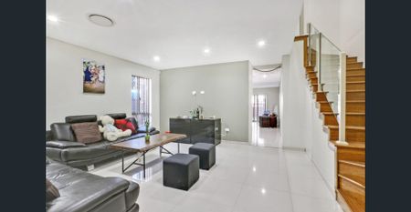 Solid Full Brick Family Home - Photo 3