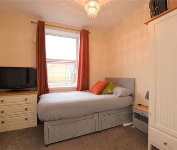 98, Fountain Street, Morley, Leeds, West Yorkshire, LS27 0PH - Photo 3