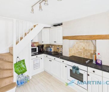 2 bedroom terraced house to rent - Photo 4
