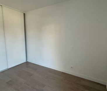 Location Appartement 3 pièces 61m² - Photo 4