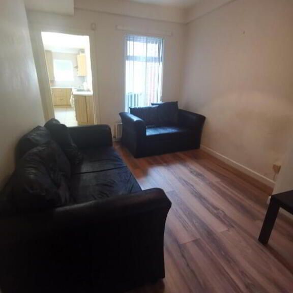 73 Tates Avenue, Belfast, BT9 7BZ - Photo 1
