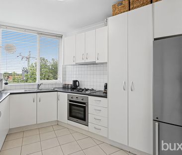 3/12 Southey Street, Elwood, VIC, 3184 - Photo 4