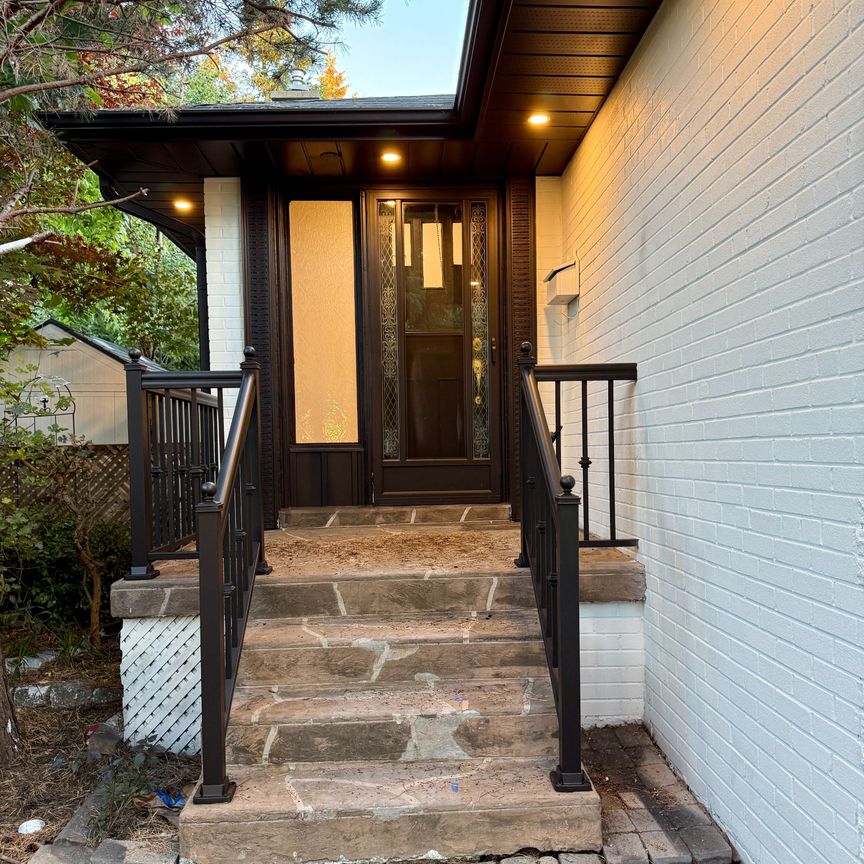 For Lease - 598 Wildwood Drive, Oakville, Ontario - Photo 1