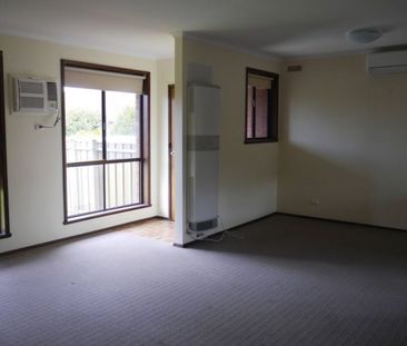 Unit 2/48 Acacia Crescent - Photo 5