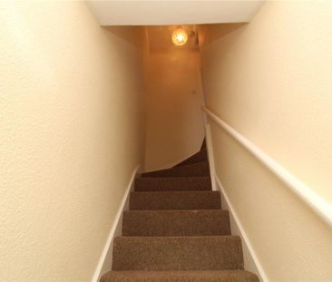 2 bedroom semi-detached house to rent - Photo 2