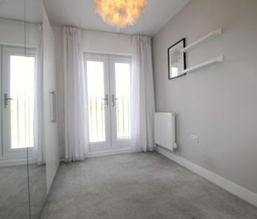 3 bedroom semi-detached house to rent - Photo 6