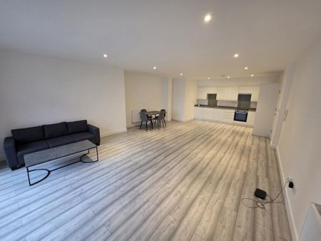 2 bedroom flat to rent - Photo 4