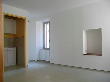 Location Appartement 2 pièces 31m² - Photo 3