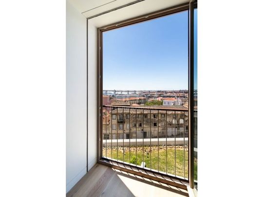 3 room luxury Apartment for rent in Lisbon, Portugal - Photo 1