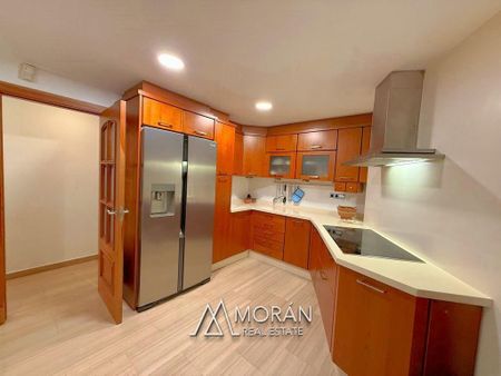 3 room luxury Apartment for rent in Alicante, Valencia - Photo 5