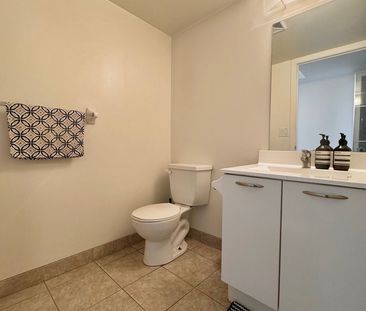 For Lease - 38 Joe Shuster Way Unit# 2102, Toronto, Ontario - Photo 6