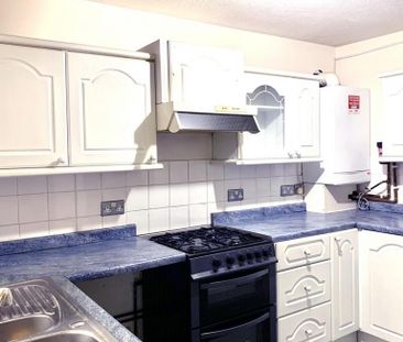 2 bedroom flat to rent - Photo 5