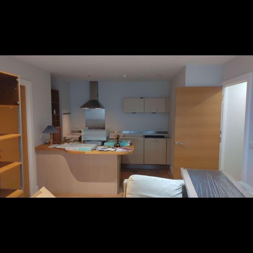 2 Bed Flat, Canal Wharf, B1 - Photo 1