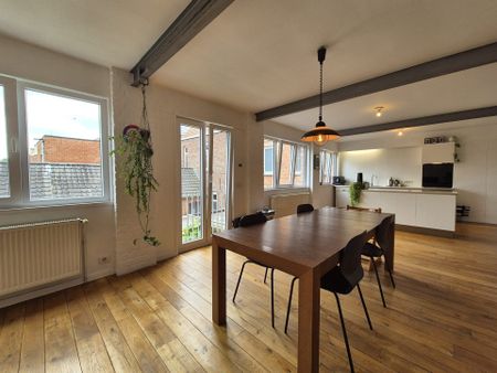 Uitzonderlijke ruime woning met 2 slaapkamers. - Foto 3