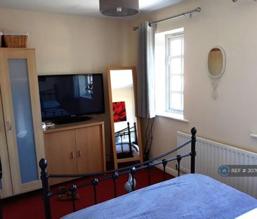 2 bedroom semi-detached house to rent - Photo 5