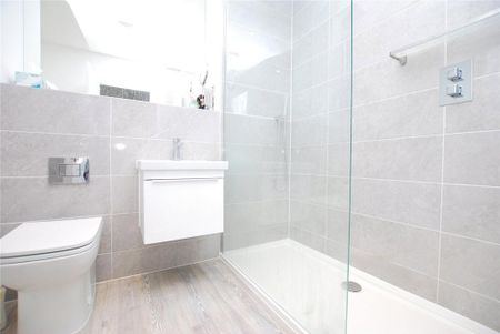 5 bedroom end of terrace house to rent - Photo 3