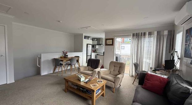 1 Bedroom Home in Hobsonville - Photo 1
