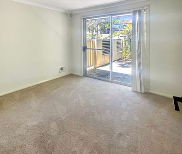 45A Lambrigg Street, Farrer - Photo 6