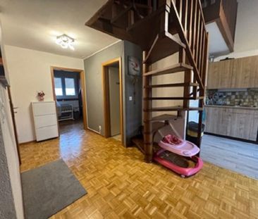 Appartement de 2.5 pièces mansardé au duplex au 3ème étage - Photo 3