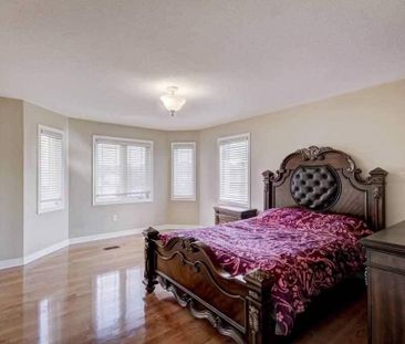 For Lease - 19 Putnam Drive, Brampton, Ontario - Photo 3