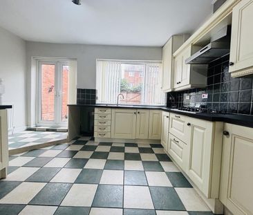 2 bedroom terraced house to rent - Photo 5