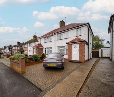 2 bedroom semi-detached house to rent - Photo 5