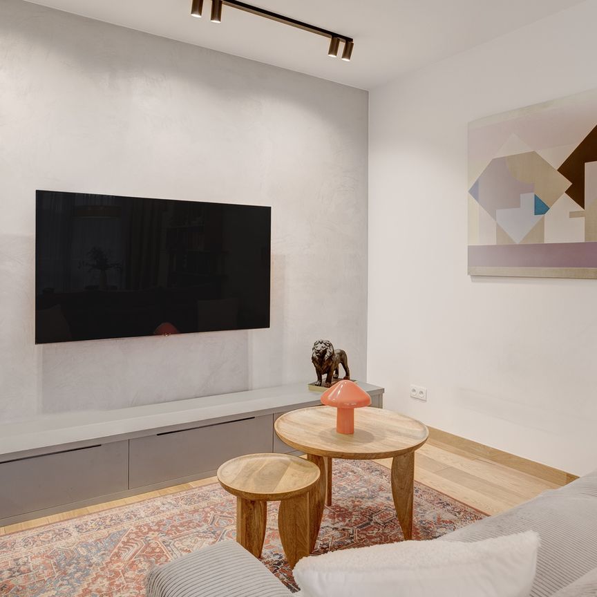 Apartament na 6 piętrze Giełdowa przy metrze - Photo 1