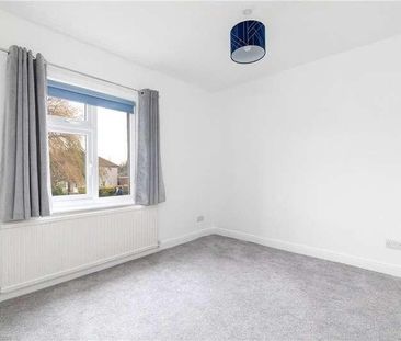 Park Road, Guiseley, Leeds, West Yorkshire, LS20 - Photo 3