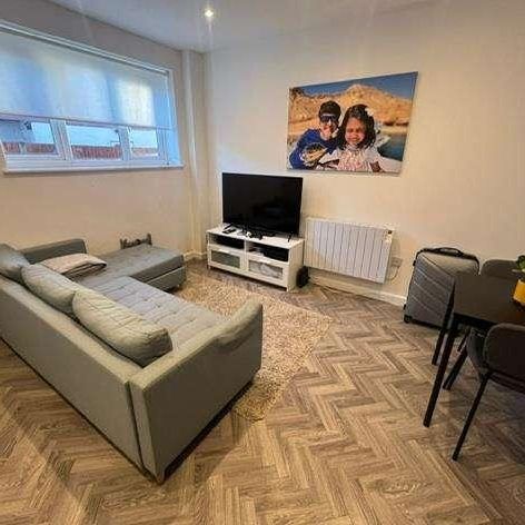 Shinfield Road, Reading, RG2 - Photo 1